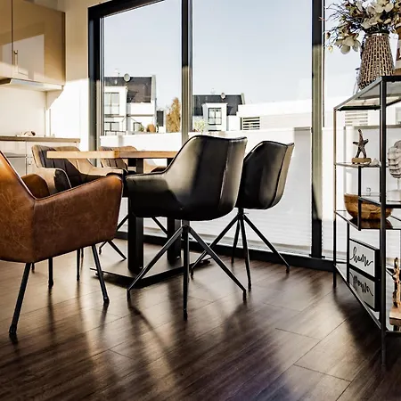 Spacious Houseboat In * بيناموندا