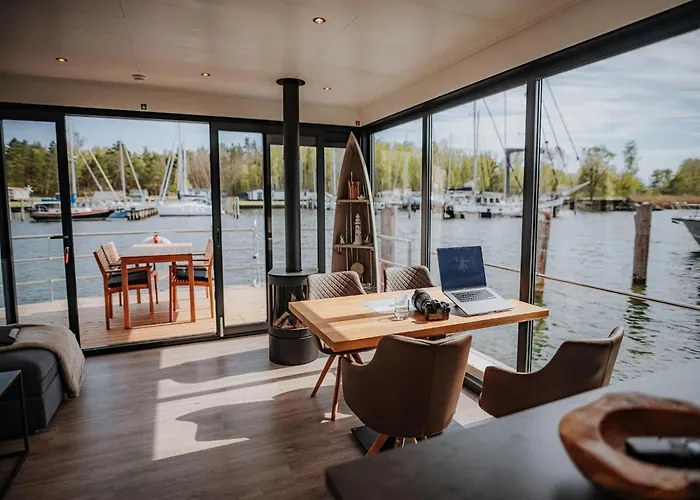 Botel Spacious Houseboat In *